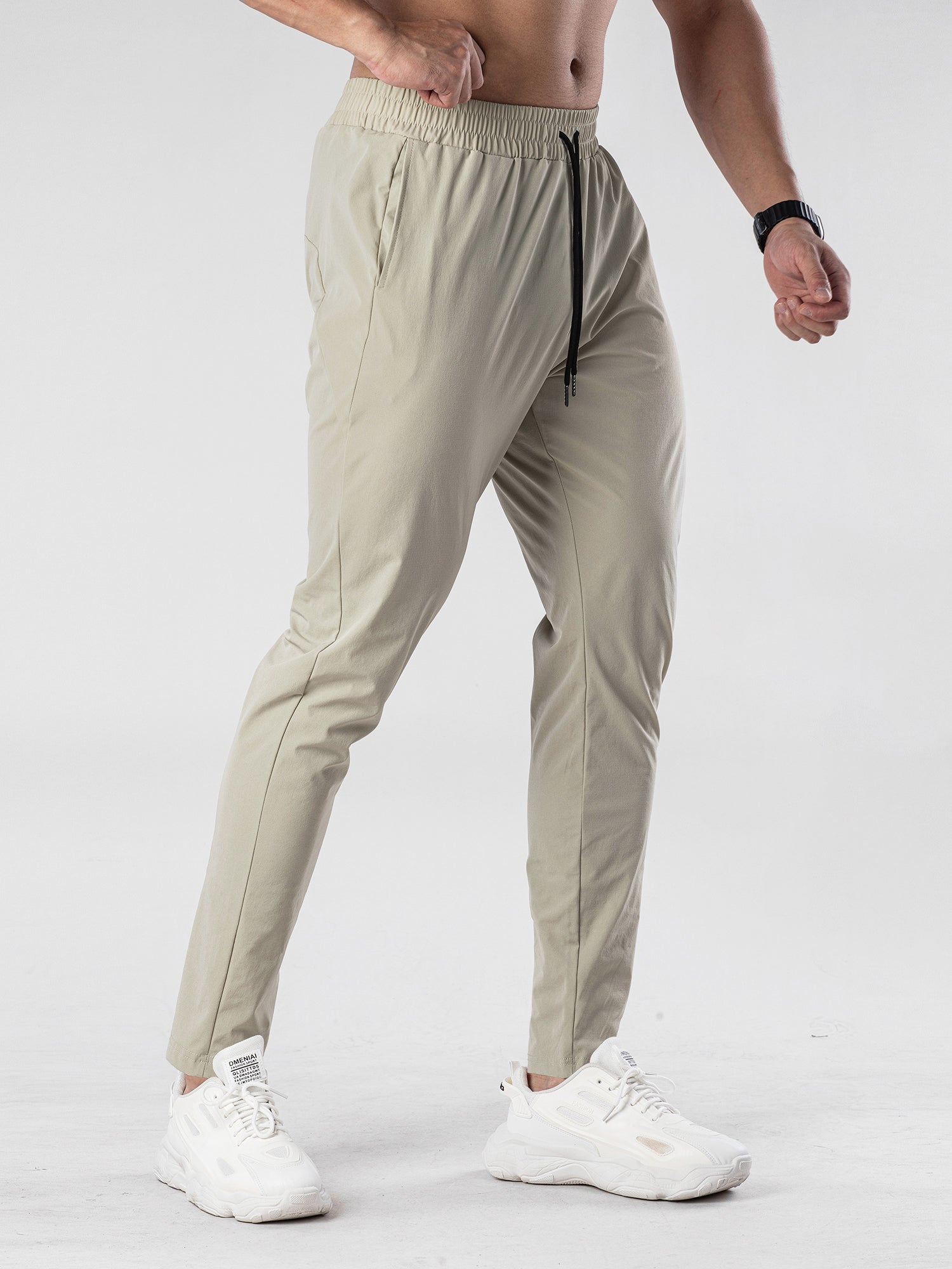 Men’s Quick-Dry Performance Tapered Joggers