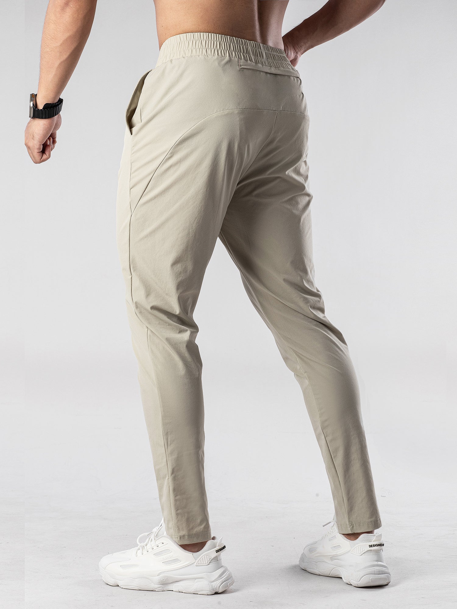 Men’s Quick-Dry Performance Tapered Joggers