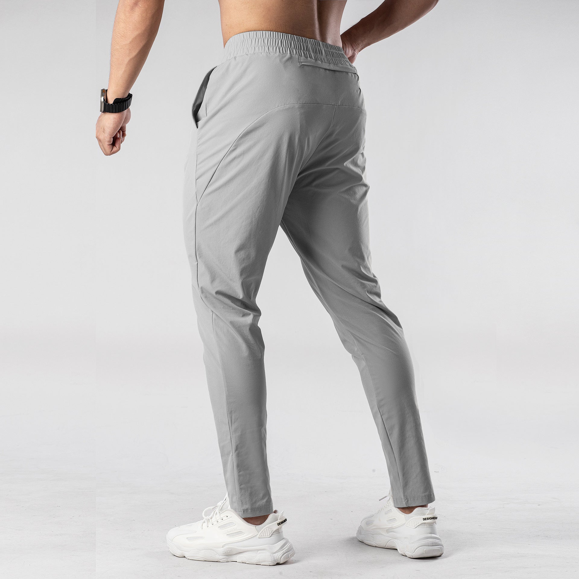 Men’s Quick-Dry Performance Tapered Joggers