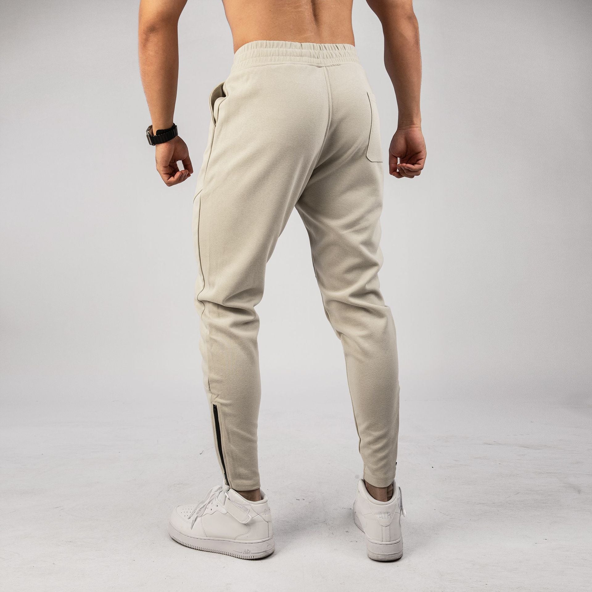 Men’s Warm Spliced Training Joggers with Zipper Hems