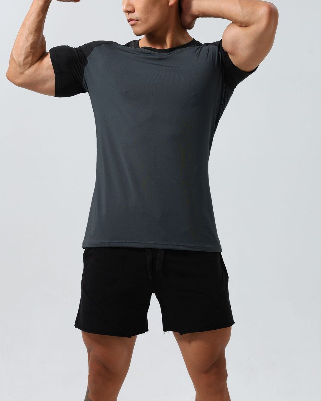 Men’s Muscle Fit Raglan Performance Training T-Shirt