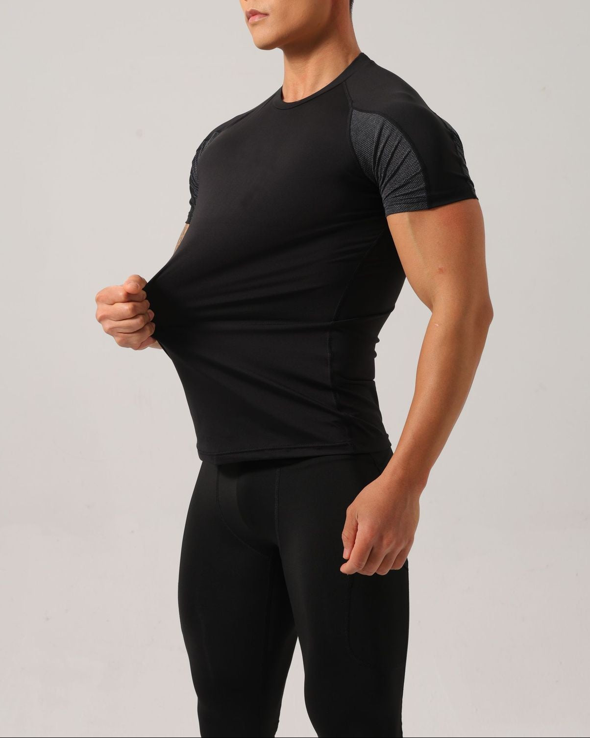 Men’s Contrast Panel Performance Training T-Shirt