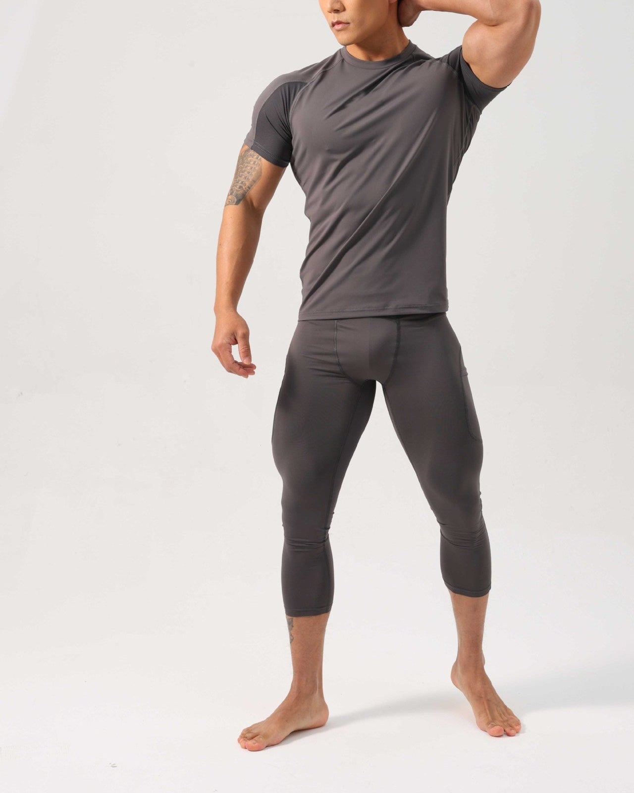 Men’s Contrast Panel Performance Training T-Shirt