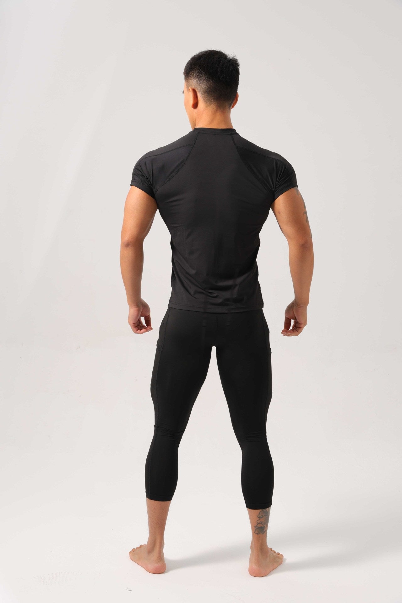 Men’s Contrast Panel Performance Training T-Shirt