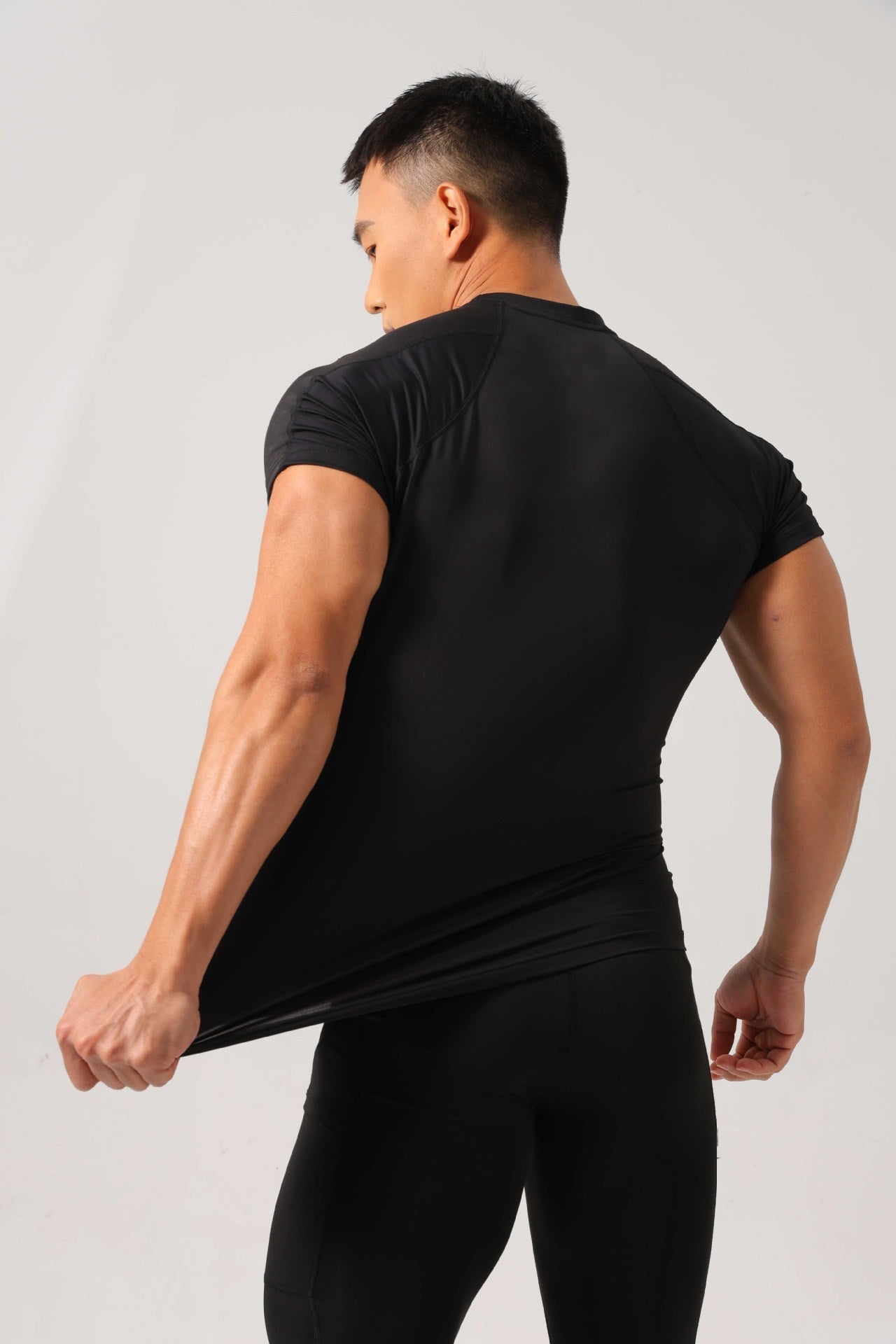 Men’s Contrast Panel Performance Training T-Shirt