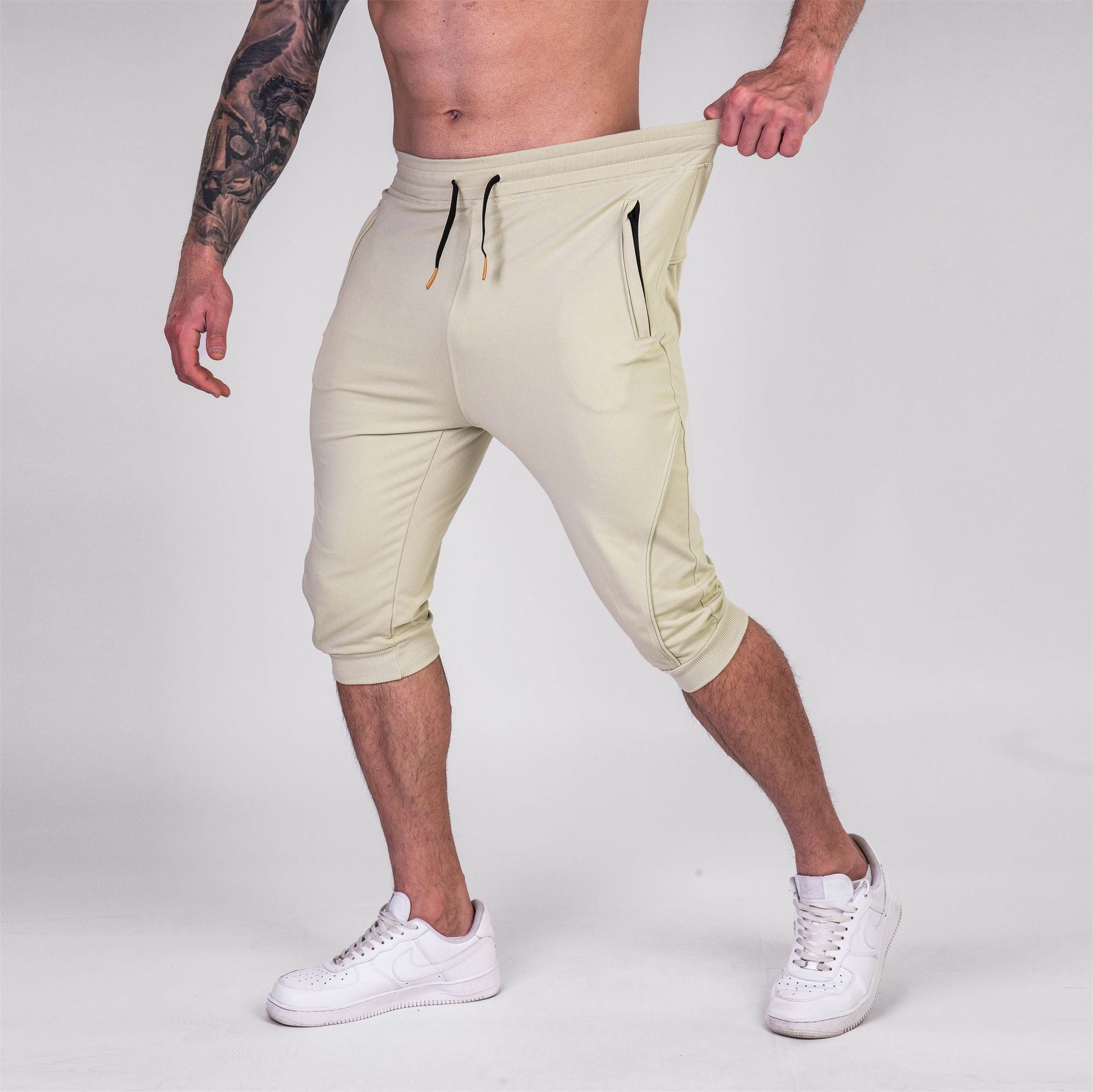 Men’s Cropped Jogger Shorts with Zipper Pockets