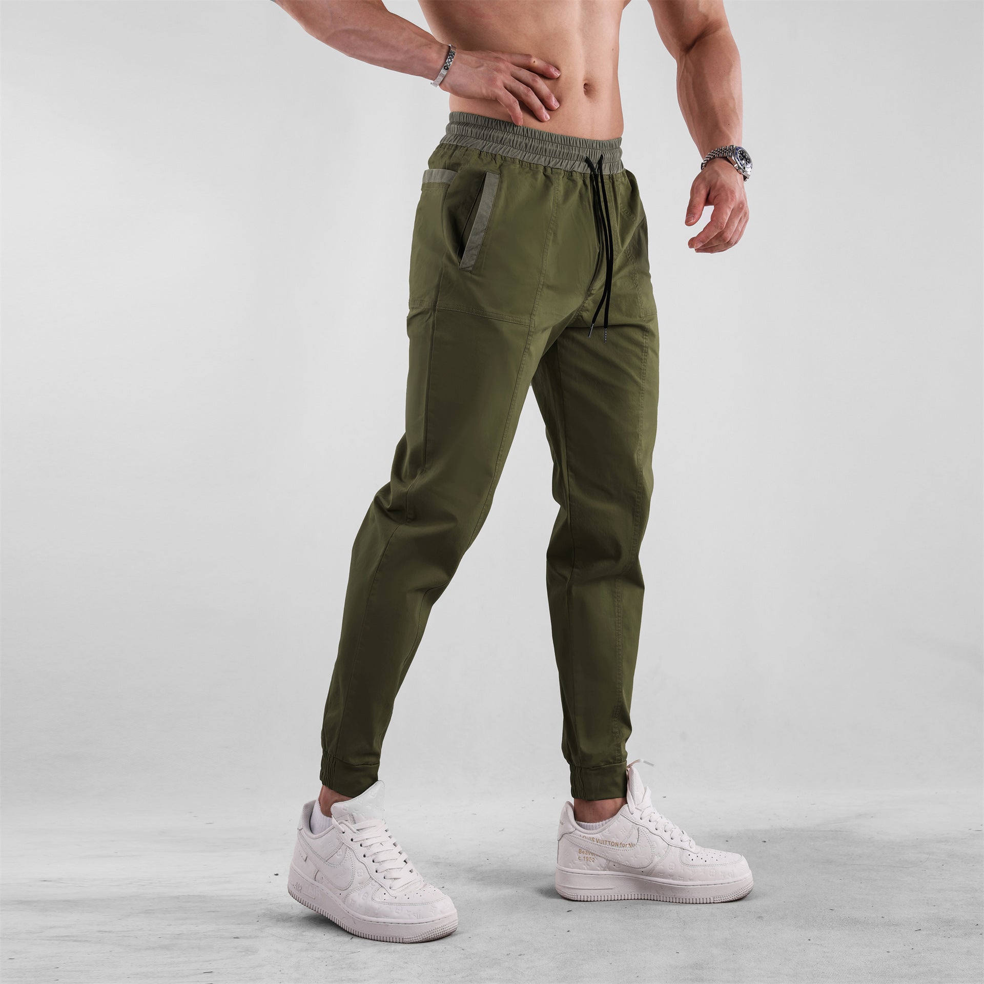 Men’s Cotten Blend Tapered Joggers with Contrast Waist