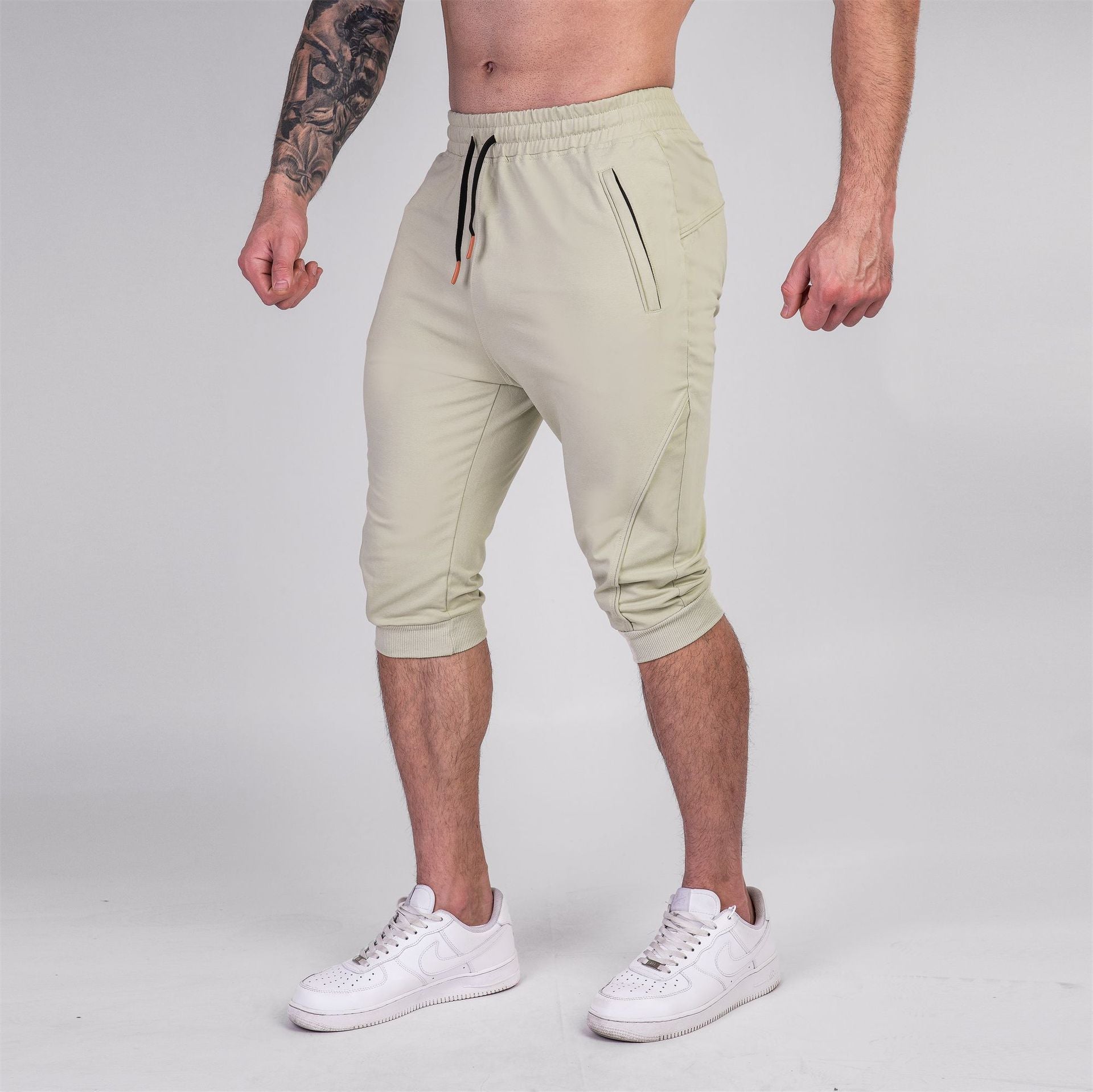 Men’s Cropped Jogger Shorts with Zipper Pockets