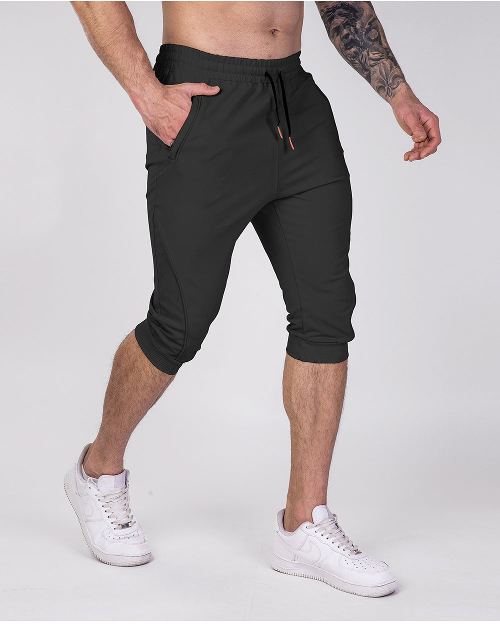 Men’s Cropped Jogger Shorts with Zipper Pockets