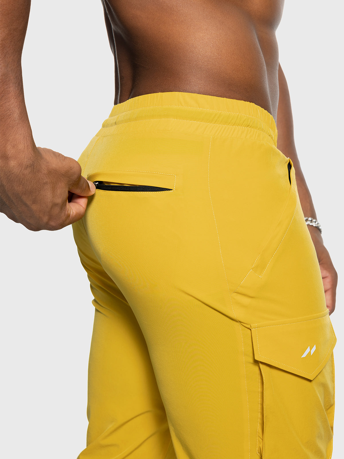 Quick Dry Gym Cargo Zip Jogger(Final Sale–No Return or Exchange)