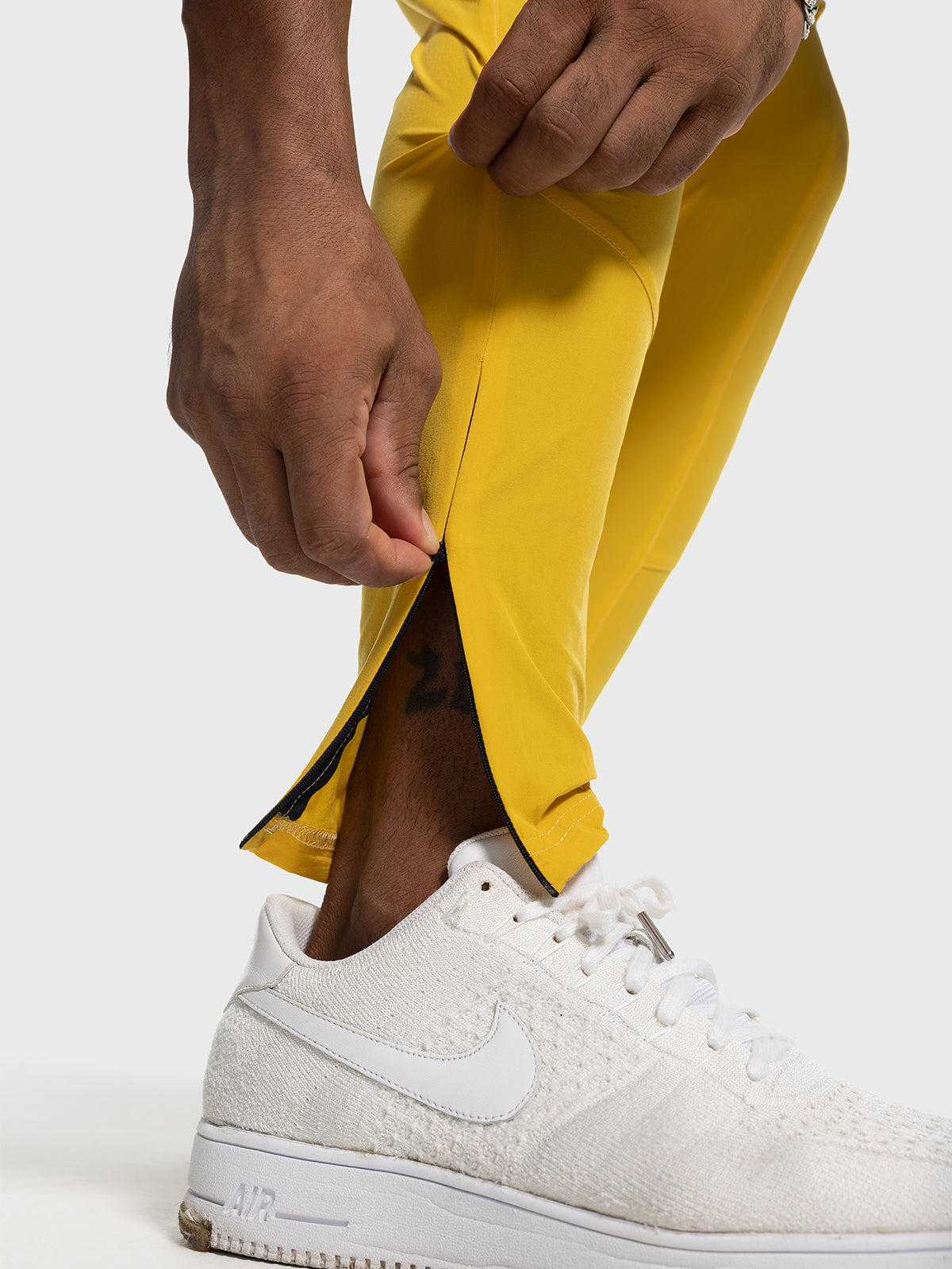 Quick Dry Gym Cargo Zip Jogger(Final Sale–No Return or Exchange)