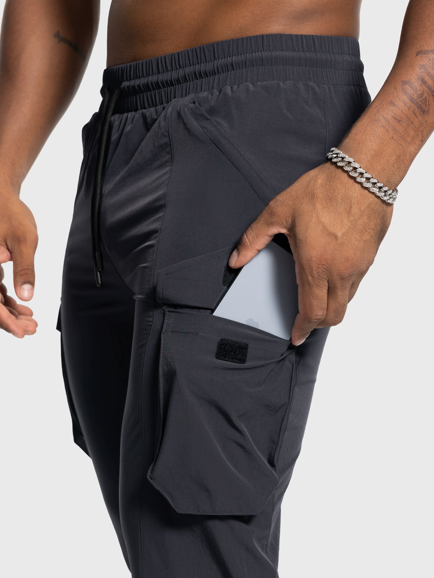 Quick Dry Gym Cargo Zip Jogger(Final Sale–No Return or Exchange)