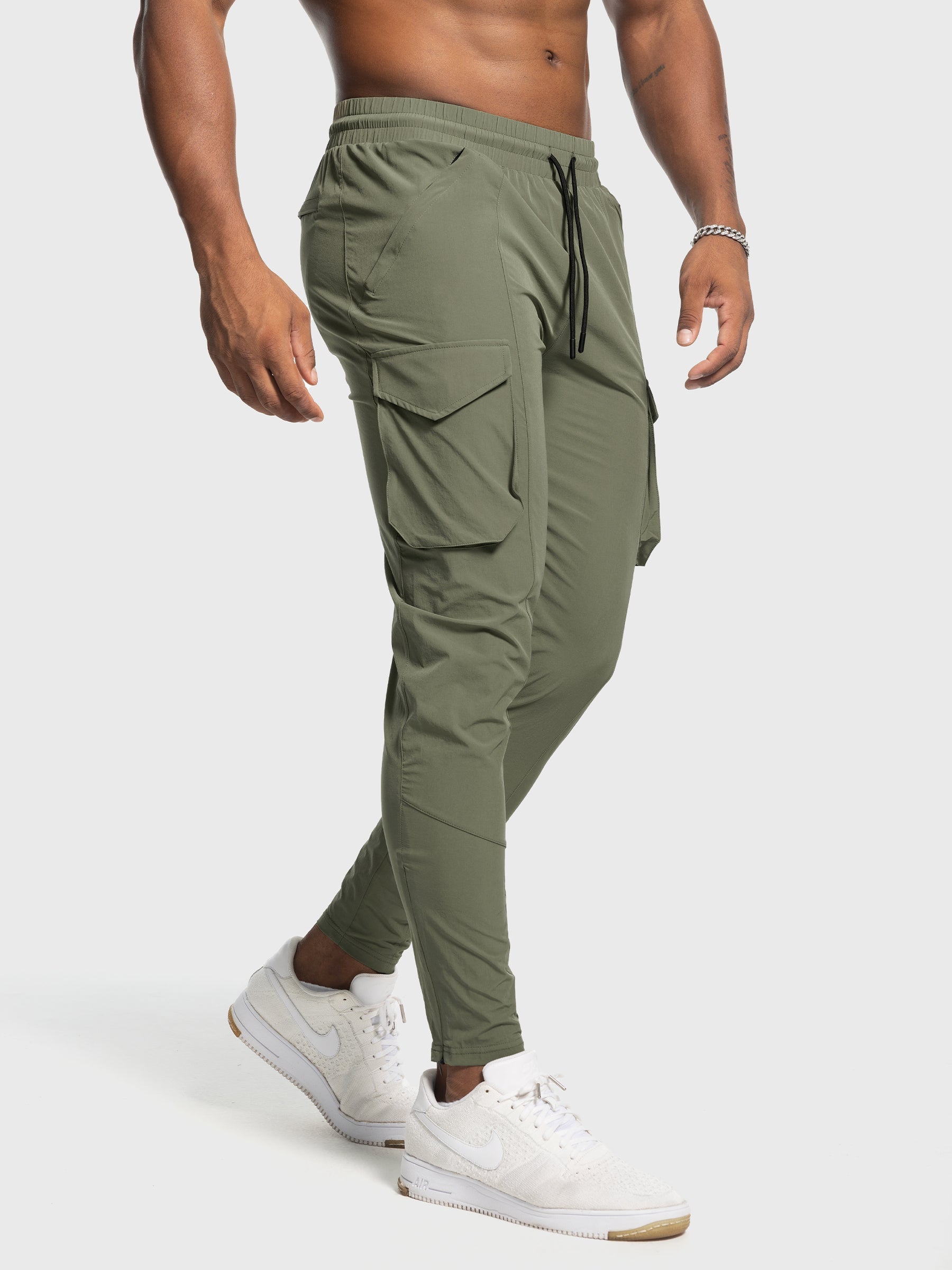 Quick Dry Gym Cargo Zip Jogger(Final Sale–No Return or Exchange)