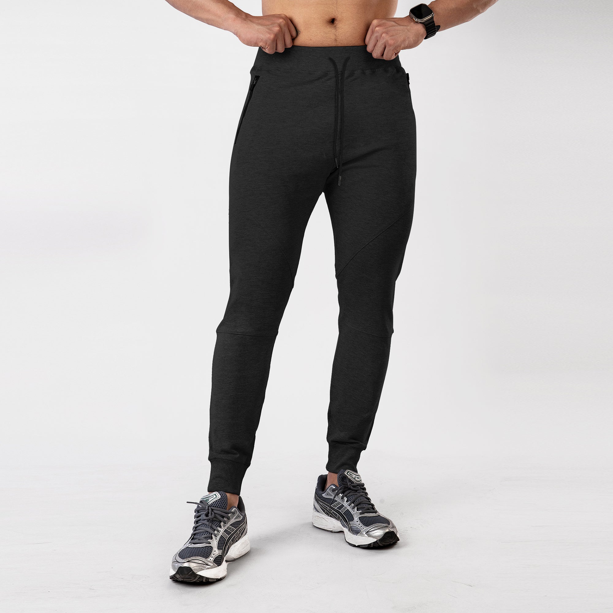 Performance Tapered Jogger With Zip Pockets