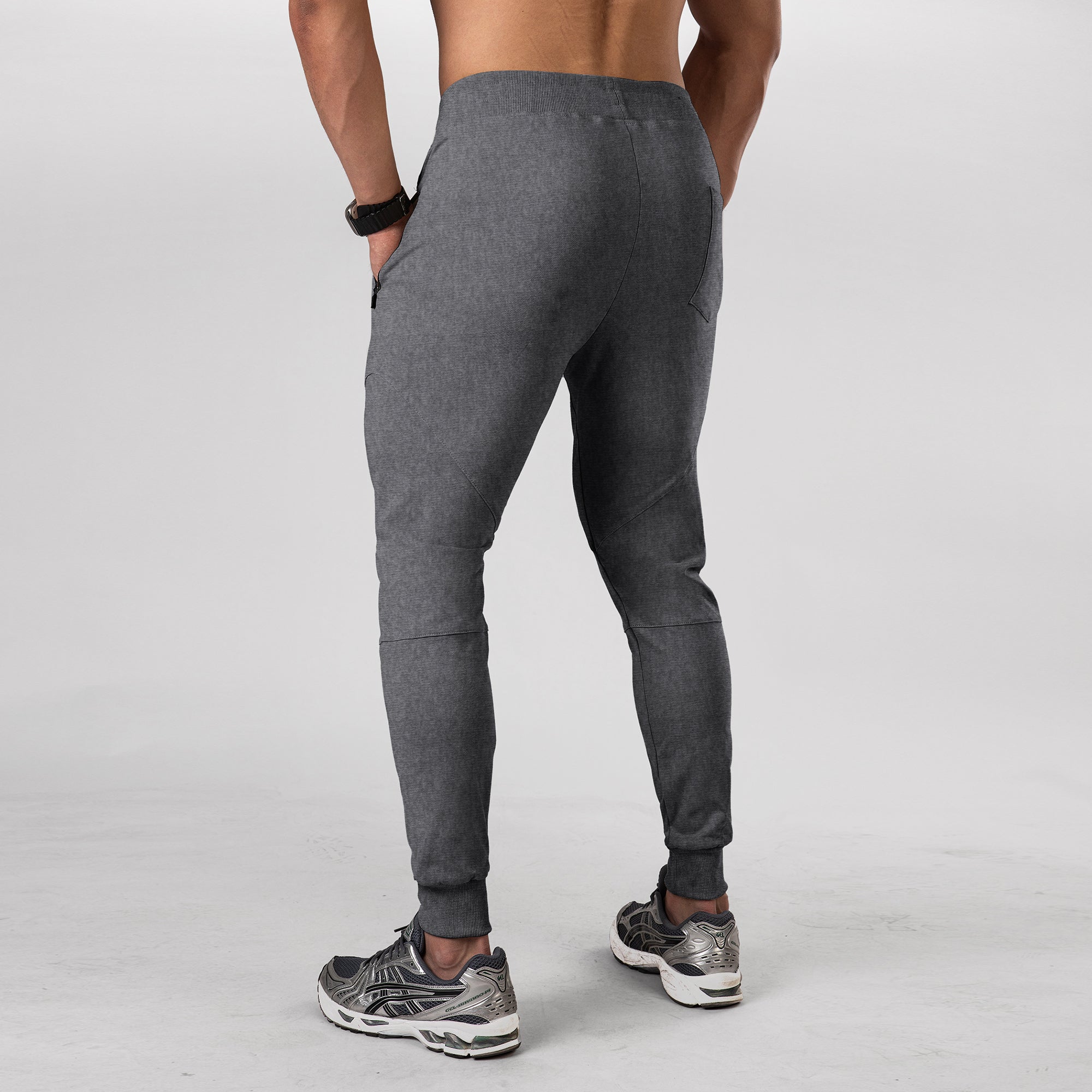 Performance Tapered Jogger With Zip Pockets