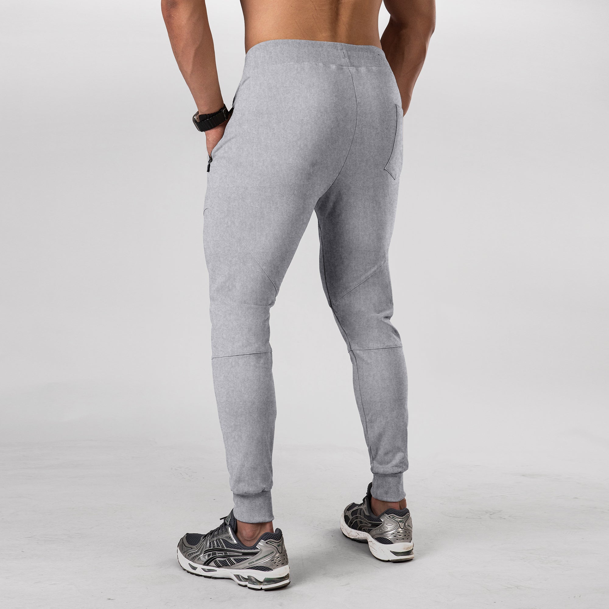 Performance Tapered Jogger With Zip Pockets