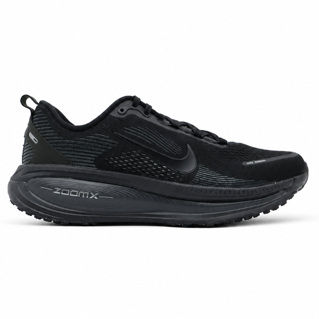 Air Zoom Vomero 18 Triple Black