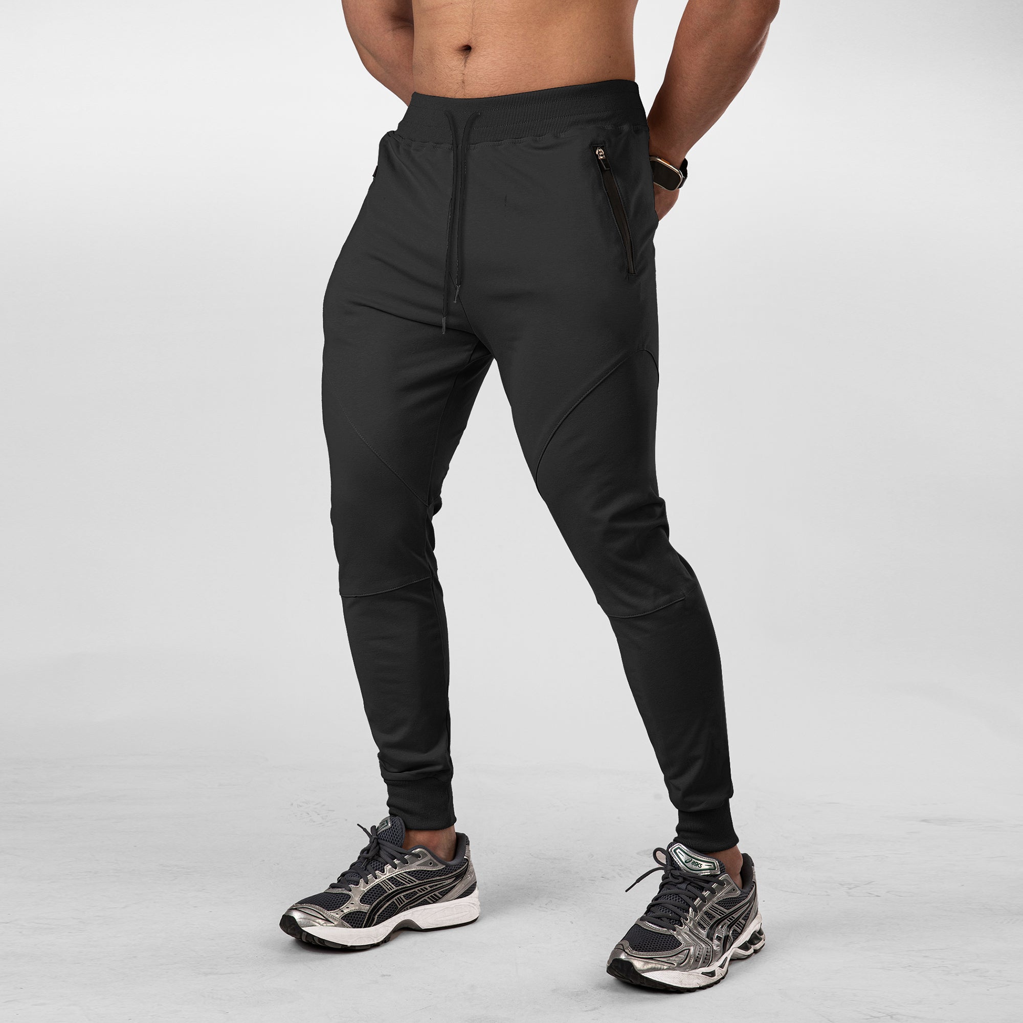 Performance Tapered Jogger With Zip Pockets