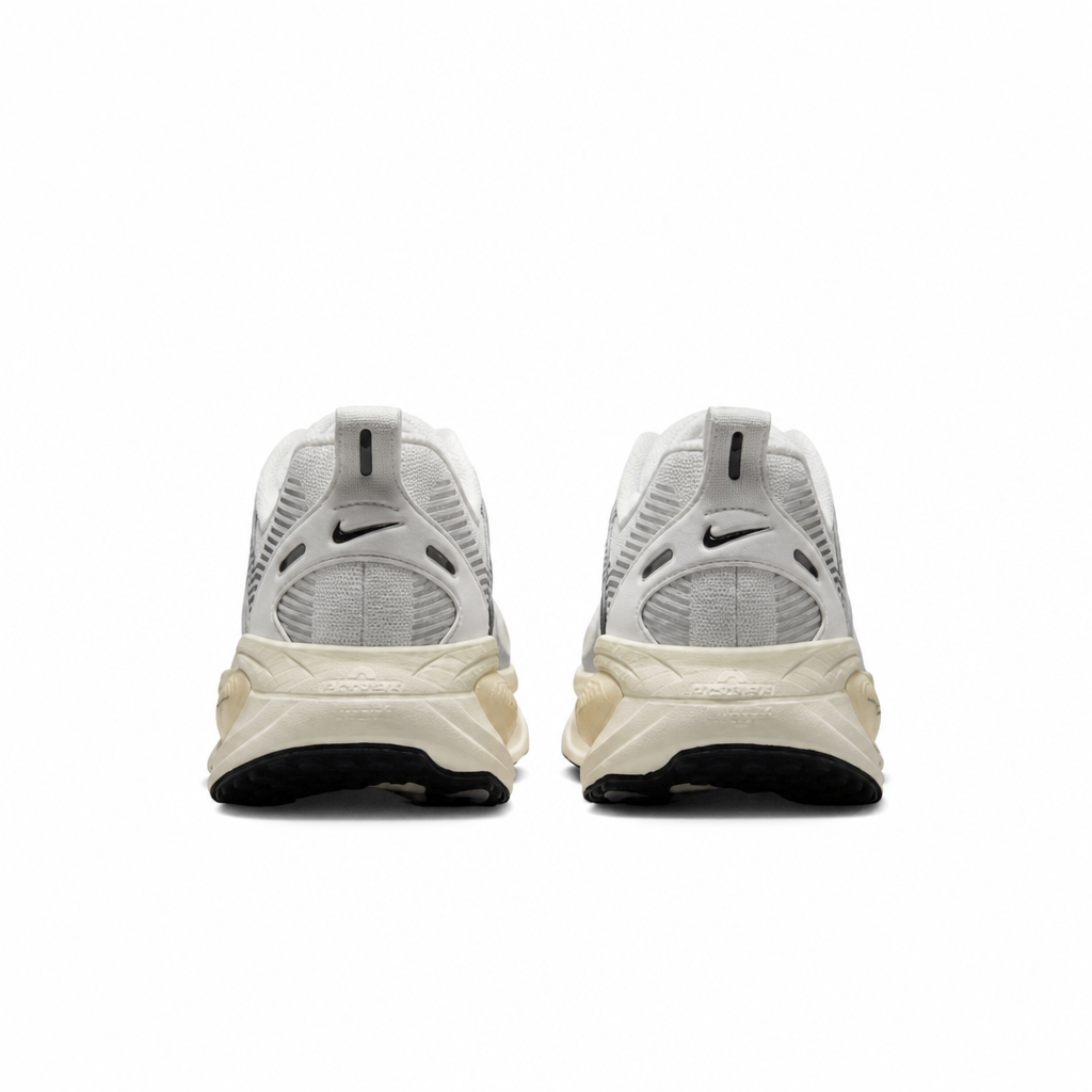 Air Zoom Vomero 18 Coconut Milk