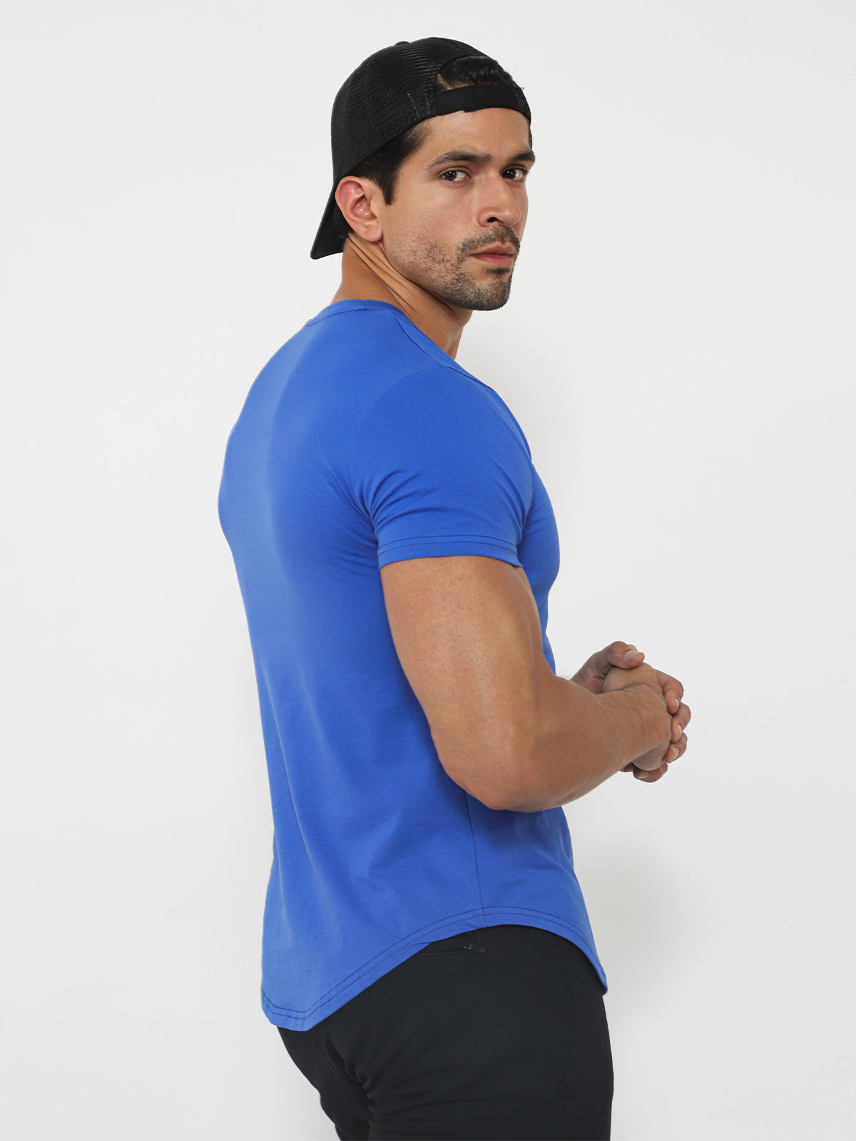 Kore Curved Hem T-shirt Muscle Fit Crew Neck