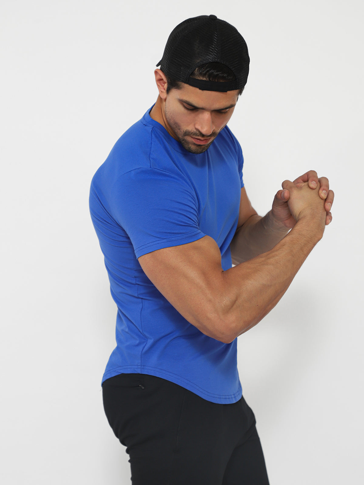 Kore Curved Hem T-shirt Muscle Fit Crew Neck