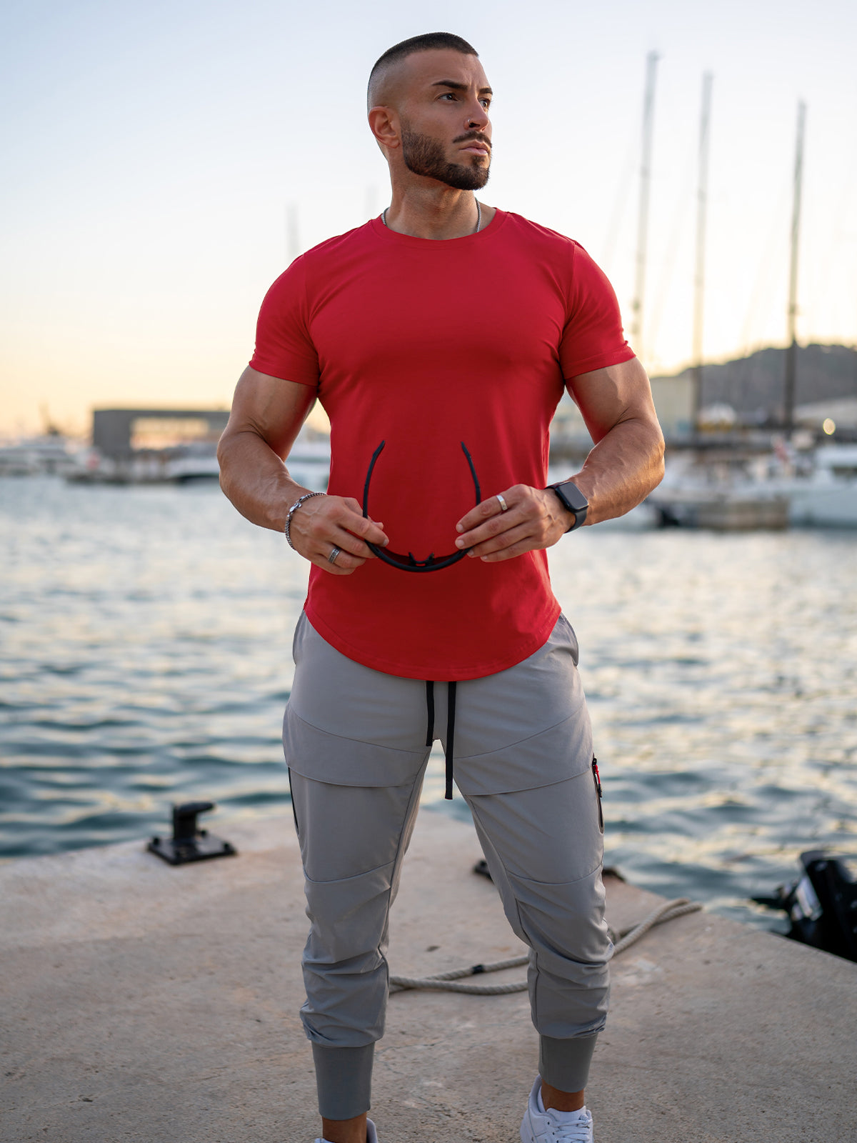 Kore Curved Hem T-shirt Muscle Fit Crew Neck