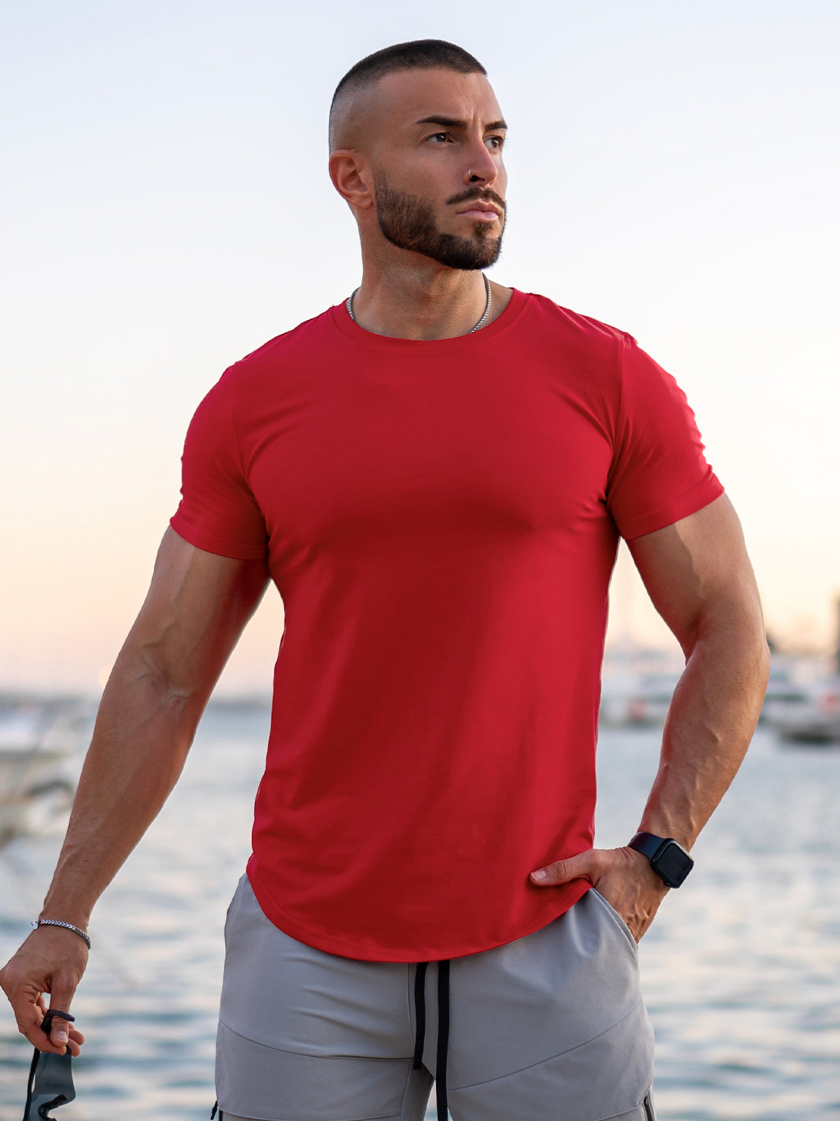 Kore Curved Hem T-shirt Muscle Fit Crew Neck