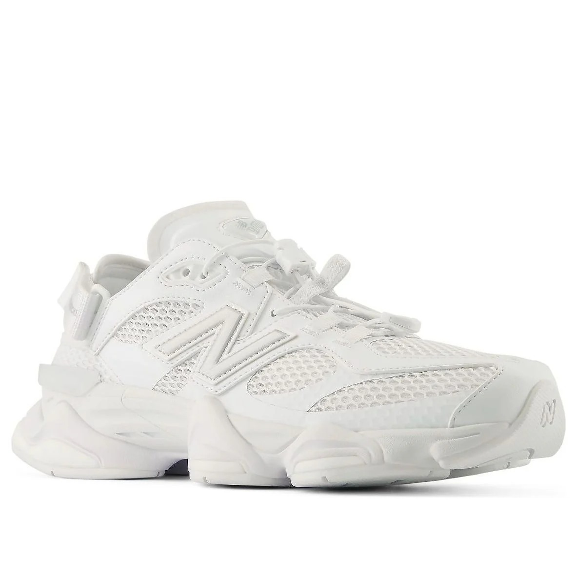 9060 Summer White
