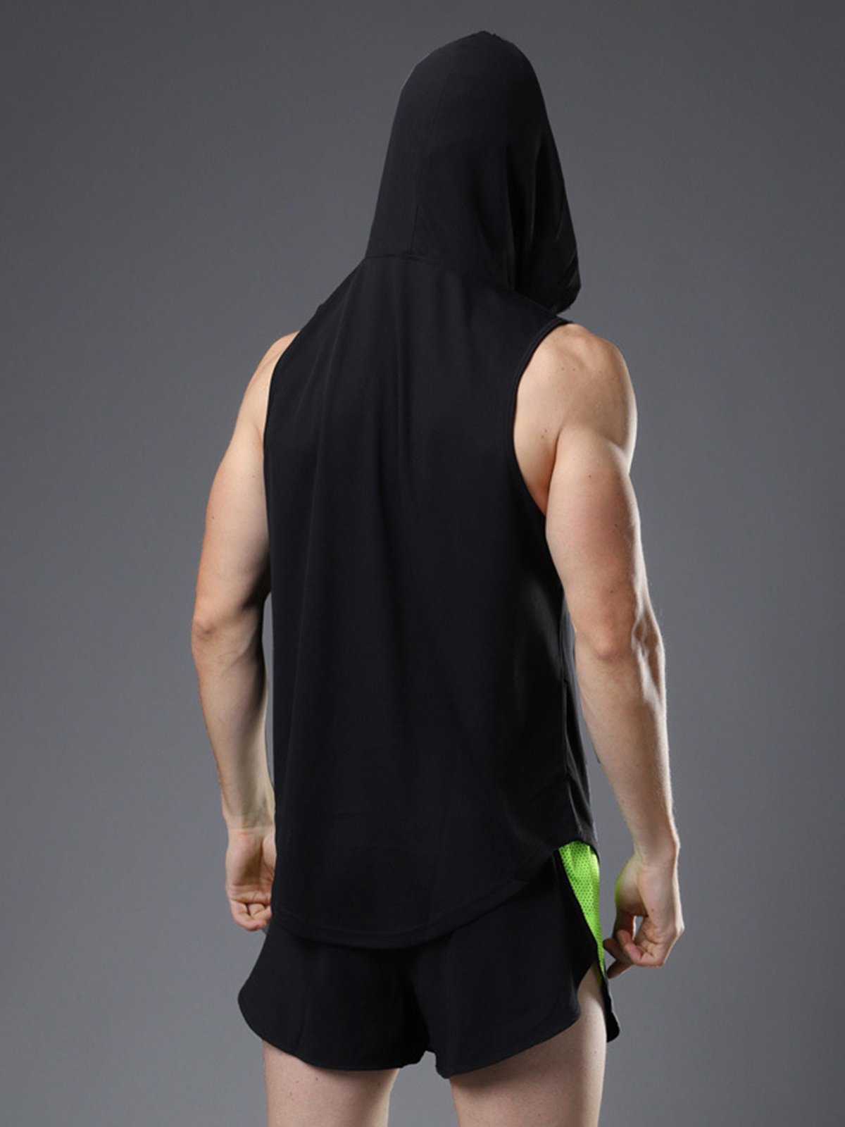 Workout Hooded Tank Curved Hem