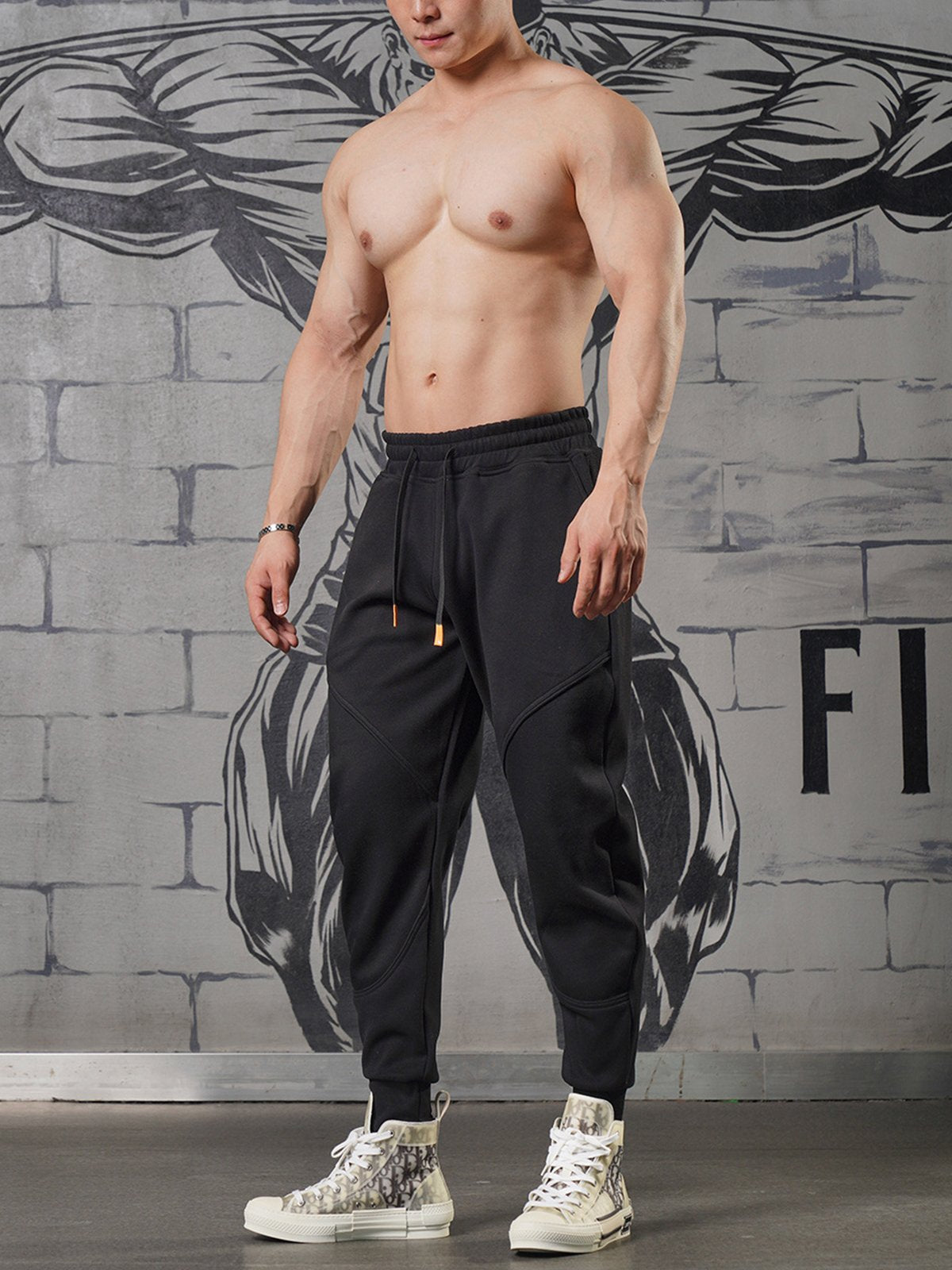 Motion Tapered Performance Jogger
