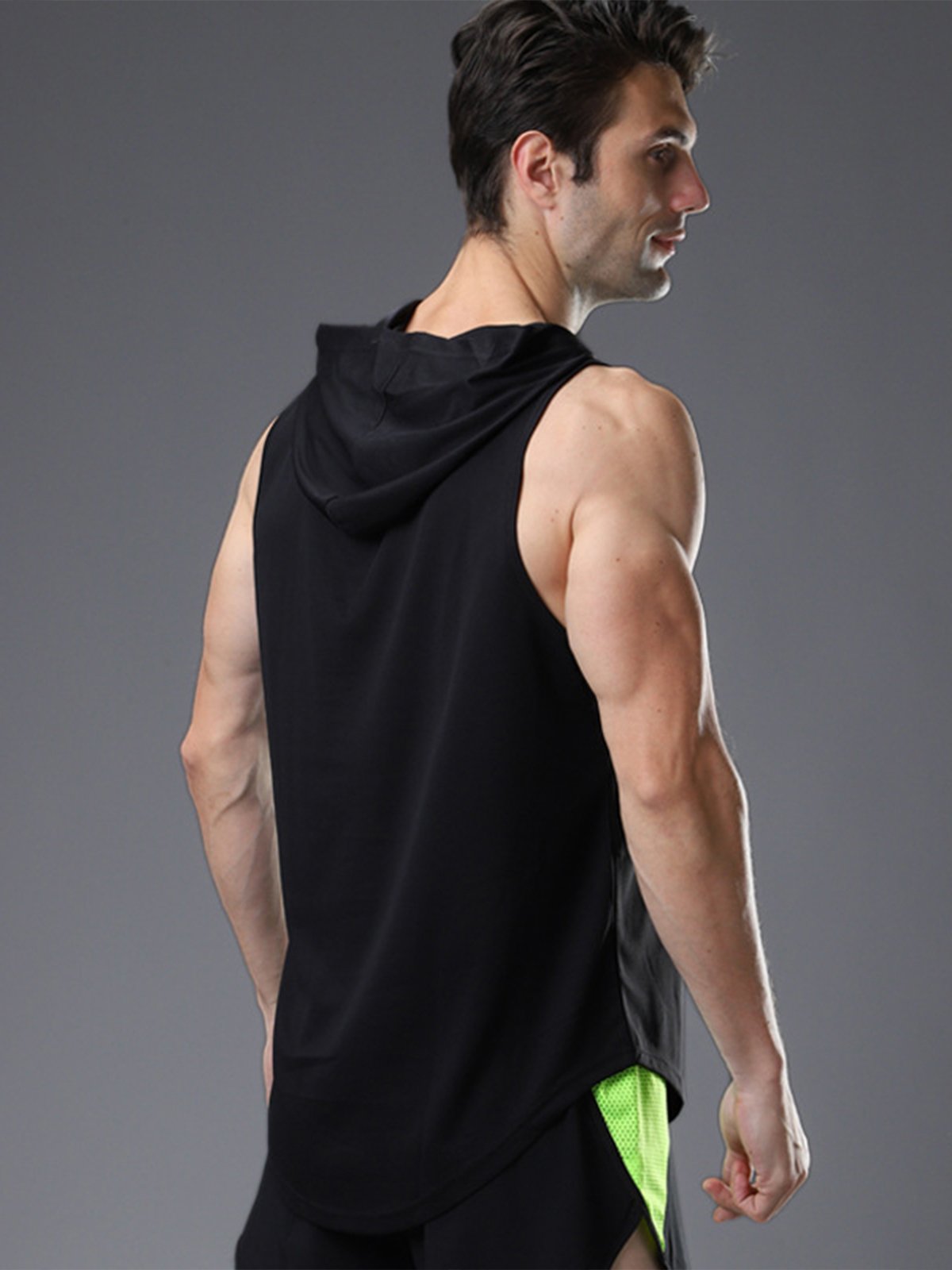 Workout Hooded Tank Curved Hem